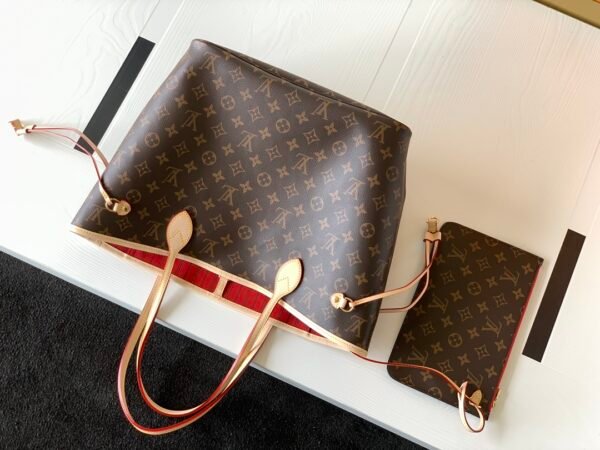 Neverfull MM Tote
